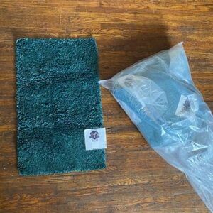 NWT NEW Scott Living Teal Perception Shag Green Blue Everglade Rug Non slip Mat
